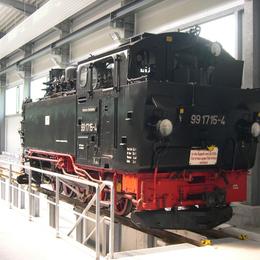 99 1715 konnte am 11.Juli 2005 auf Gleis 3 in der Ausstellungs- und Fahrzeughalle gelichtet werden.