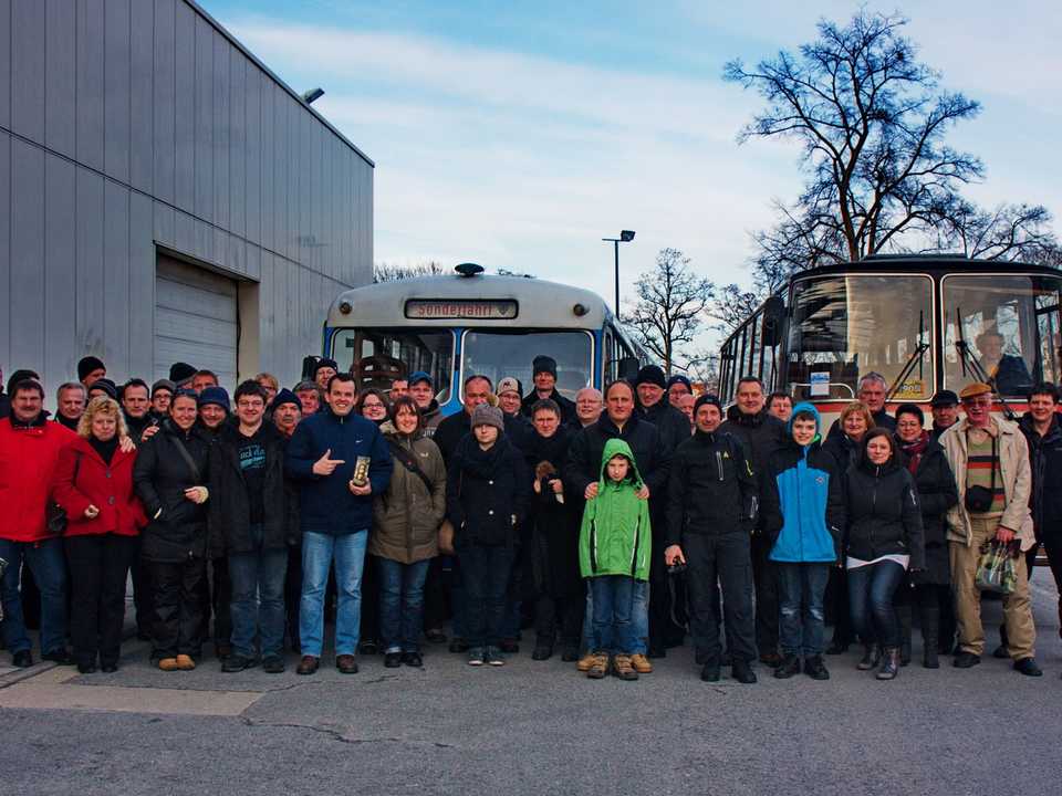 Gruppenfoto beim Besuch in der Radeberger Brauerei.