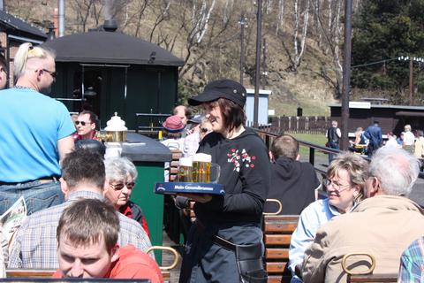 Die Aussichtswagengastronomiesaison ist eröffnet. | 11.04.2009 | Foto: Jörg Müller Die Aussichtswagengastronomiesaison ist eröffnet.