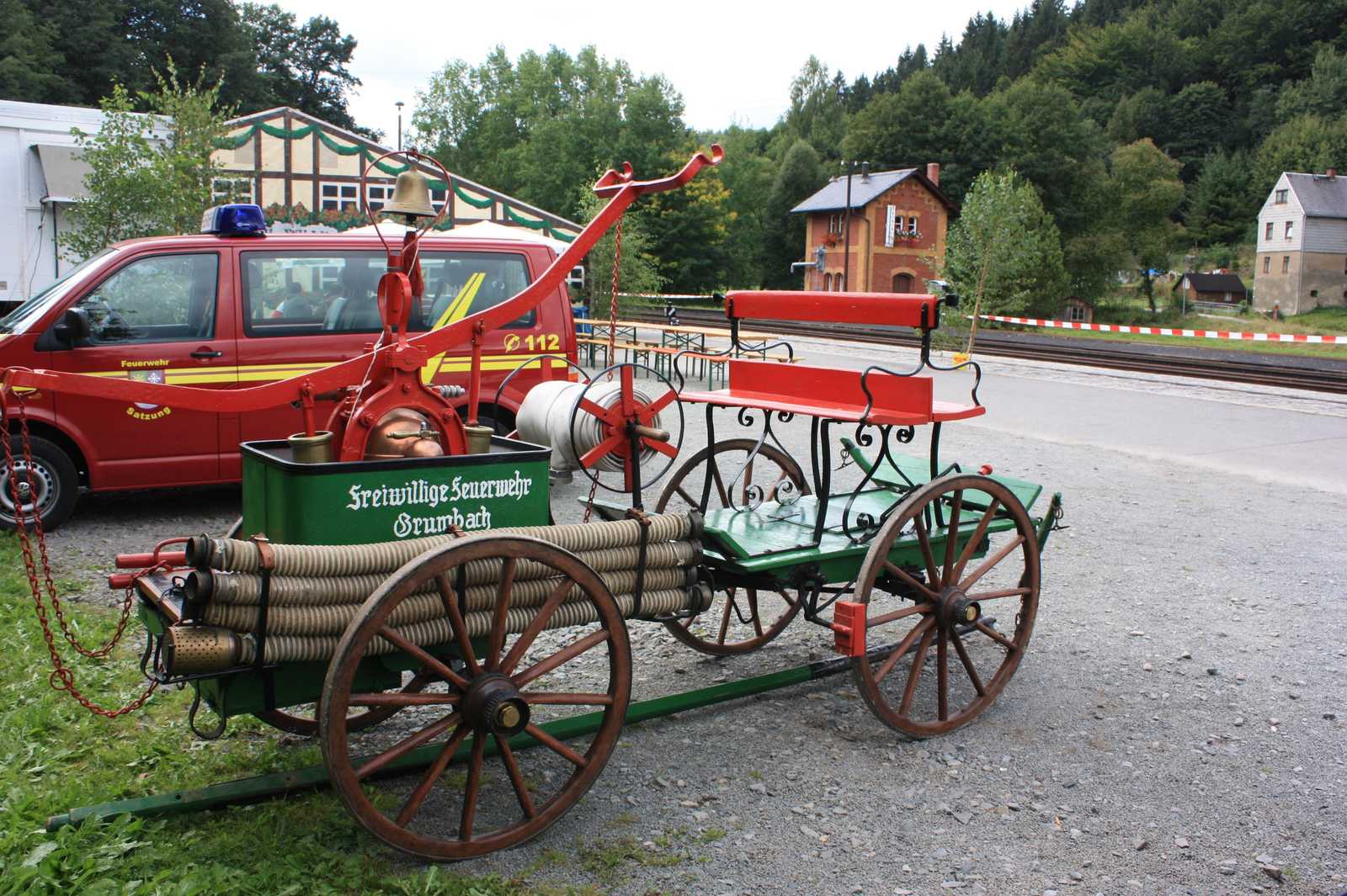 Mit diesem Gefährt musste niemand anreisen, es ist Zeugnis der langen Feuerwehrgeschichte von Grumbach.