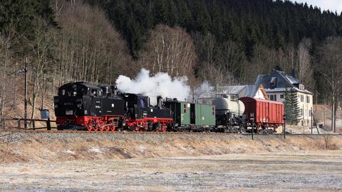 Güterzug am Forellenhof.