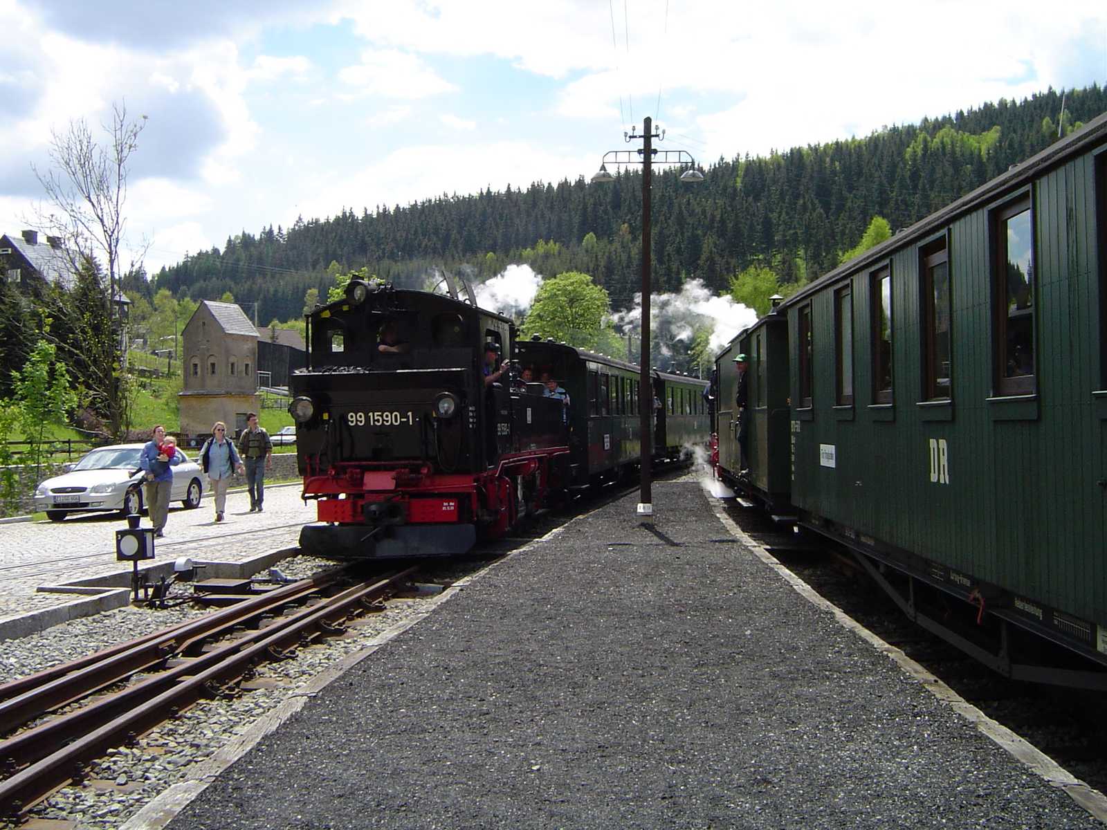 Zugkreuzung in Schmalzgrube.