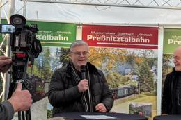 Dr. Andreas Winkler dankt den Unterstützern der Preßnitztalbahn und der PRESS für ihren Einsatz für die I K Nr. 54